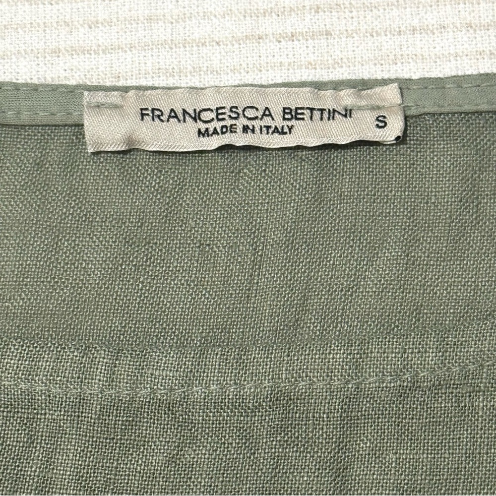 Relaxed Short-Sleeve Linen Top with Front Pockets - Olive - Picture 2 of 6